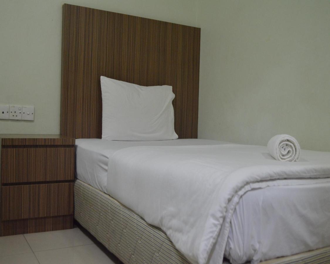 Hotel Pritty Куала Лумпур Екстериор снимка