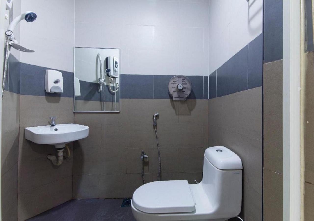 Hotel Pritty Куала Лумпур Екстериор снимка